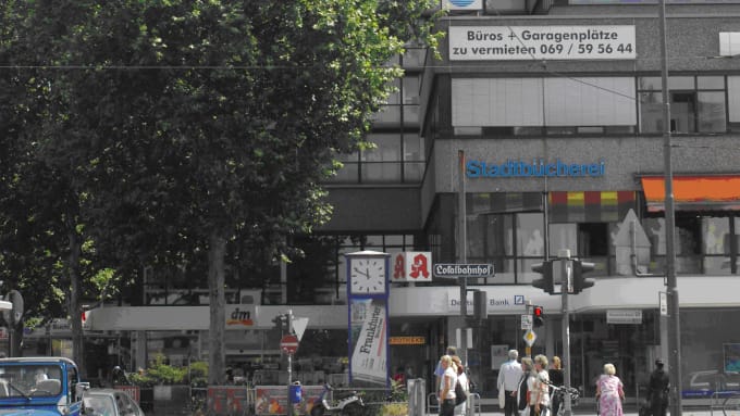 Com Center