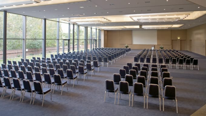 Mövenpick Hotel