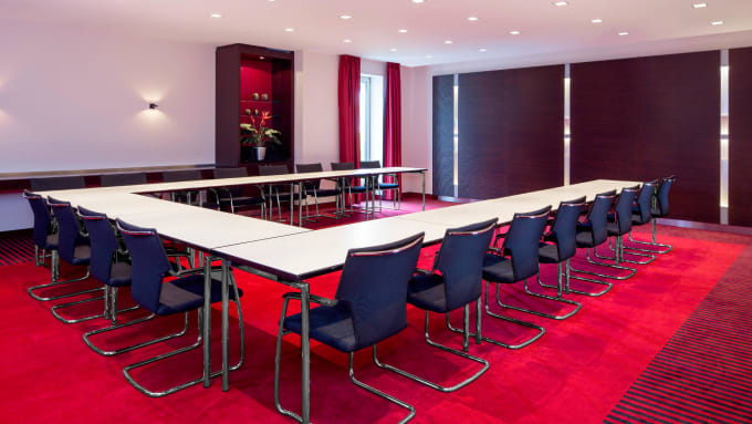 Sheraton Düsseldorf Airport Hotel