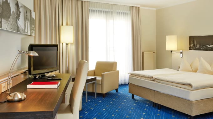 H4 Hotel