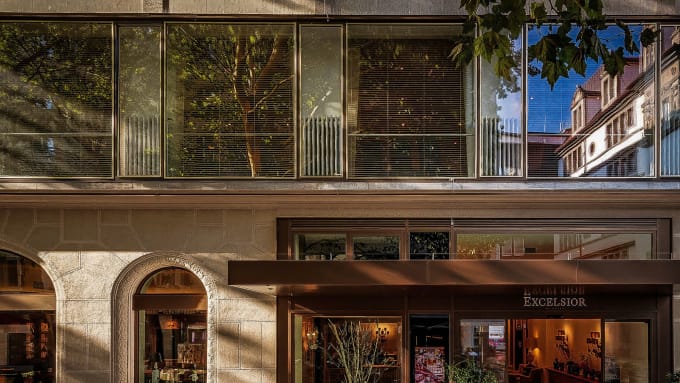 Hotel Excelsior by Geisel